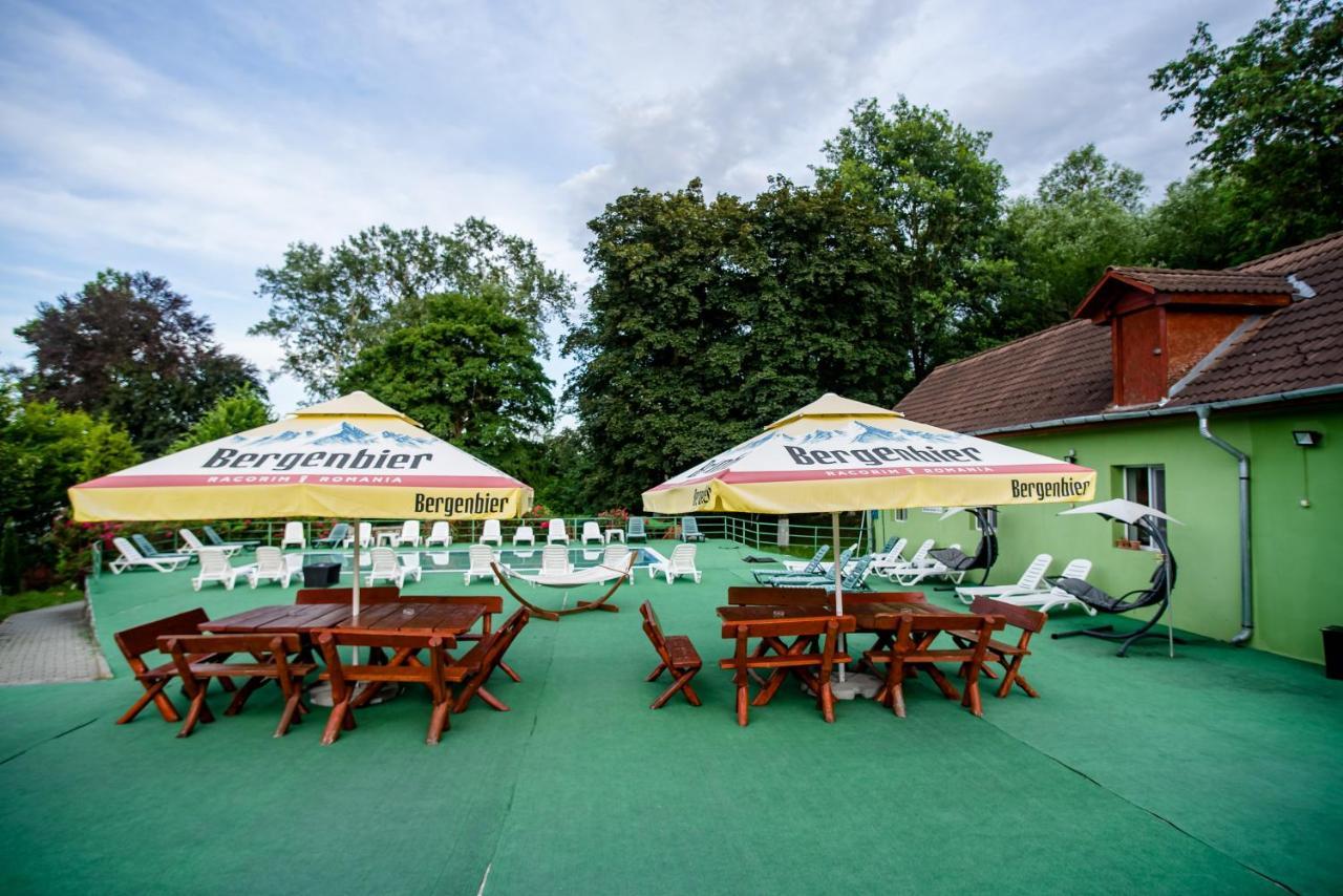 Hotel Marion Poiana Dumbraveni  Exterior photo