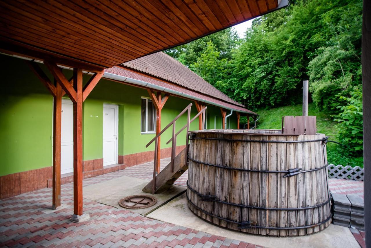 Hotel Marion Poiana Dumbraveni  Exterior photo